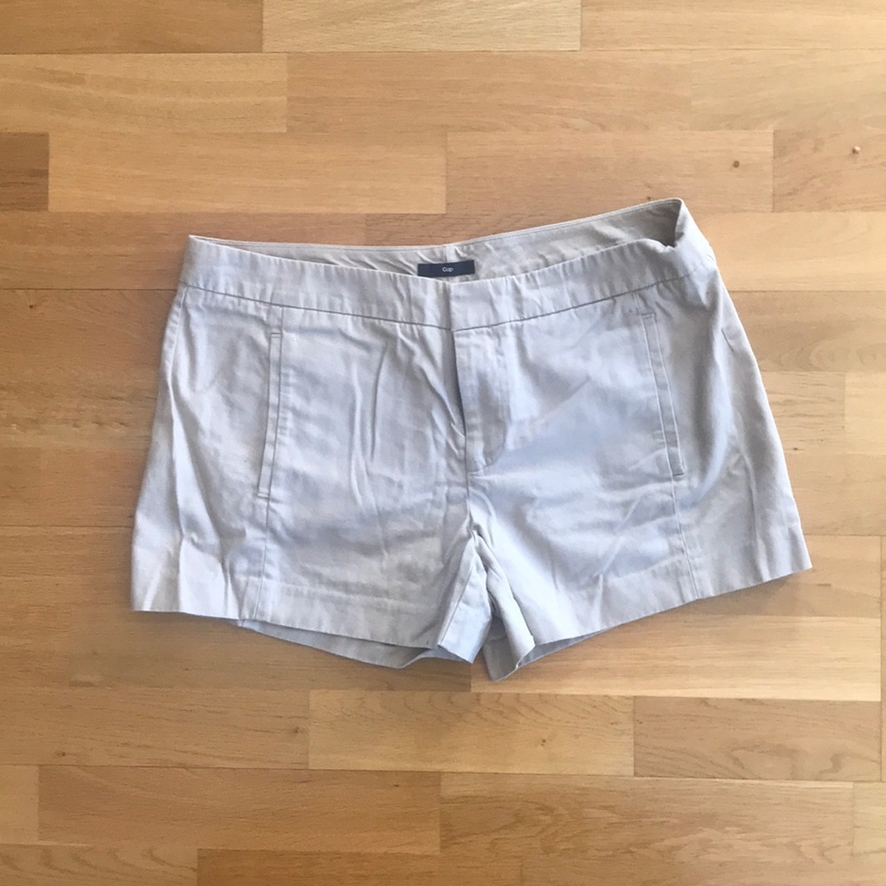 Gap Khaki Size 10 Shorts